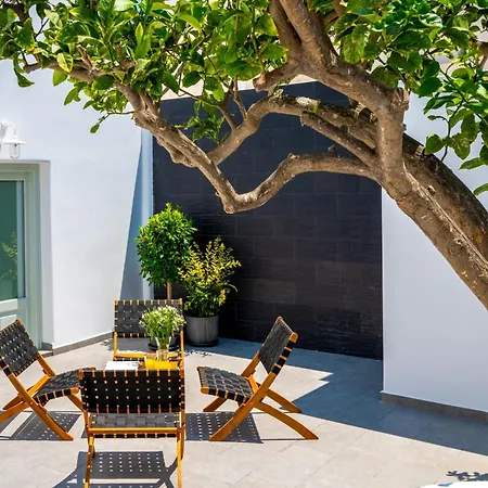 The Lemon Tree House Hébergement de vacances Fira (Santorini)