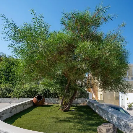 The Lemon Tree House Vakantiehuis Firá