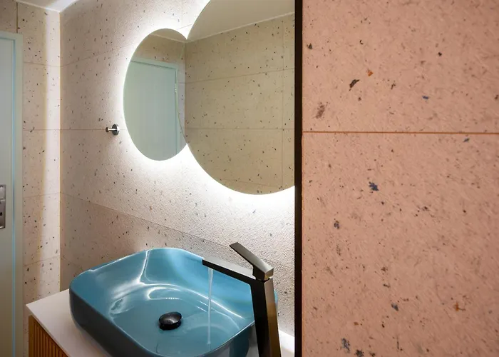 The Lemon Tree House