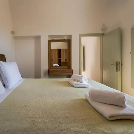 The Lemon Tree House Casa vacanze Fira (Santorini)